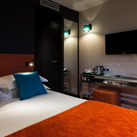 Hotel Atmospheres Париж Екстериор снимка